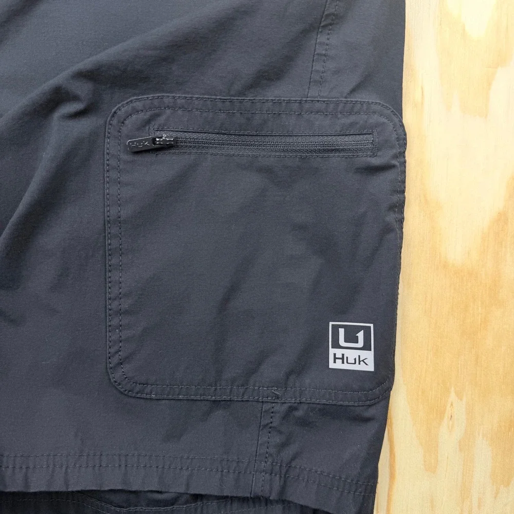 Huk Mens Performance Fishing Shorts Black Cargo Utility Size Large 36 Waist